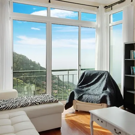 Madeira Liliana Holiday home Campanario